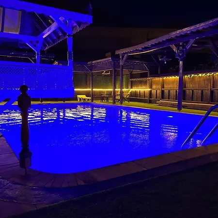 Grand Ahtamar Hotel